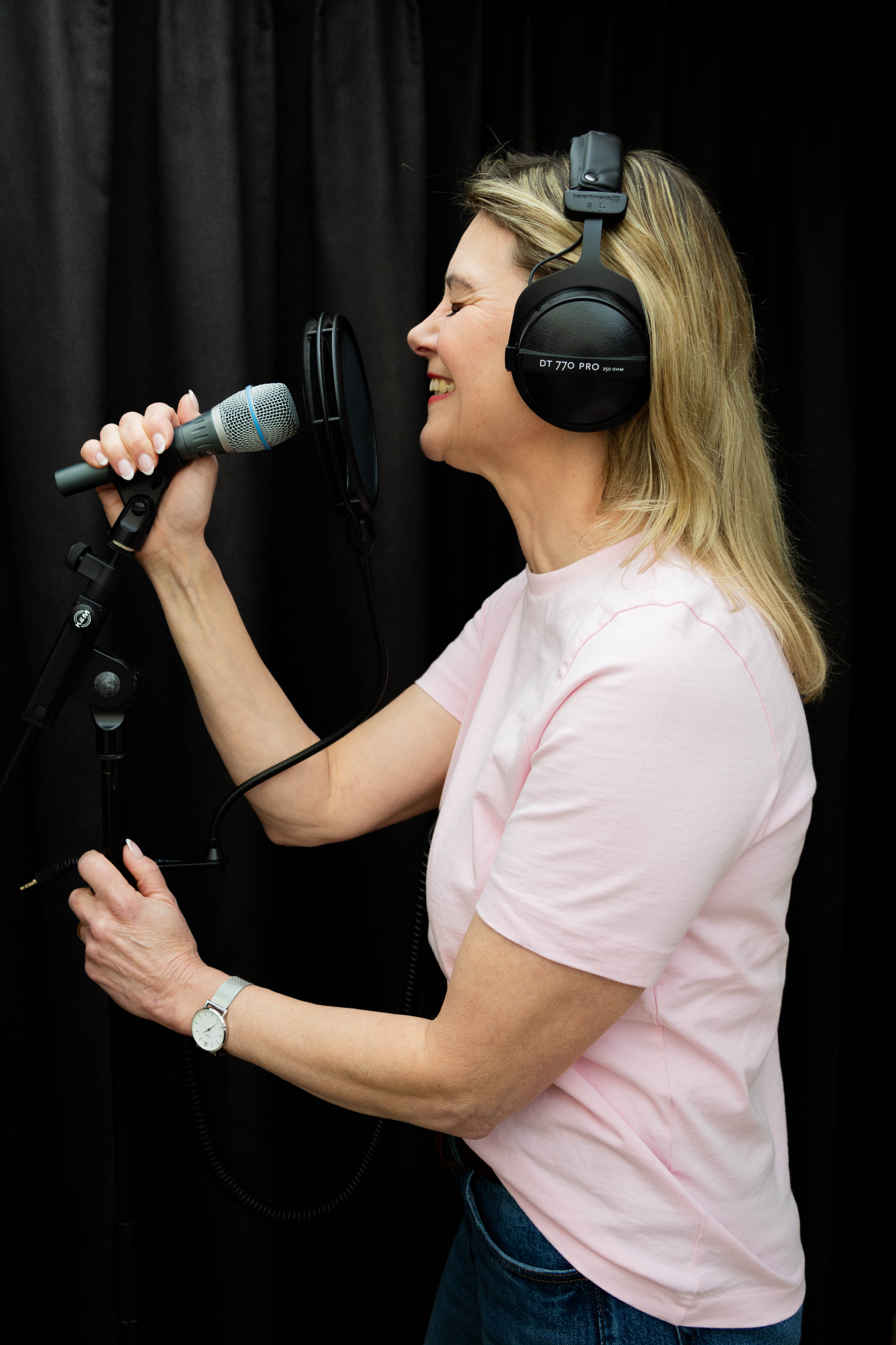 Nandy Mannaert leert je zingen met zelfvertrouwen Nandy Mannaert, Tilburg, zingen met zelfvertrouwen, vocalfeedback, zangcoach